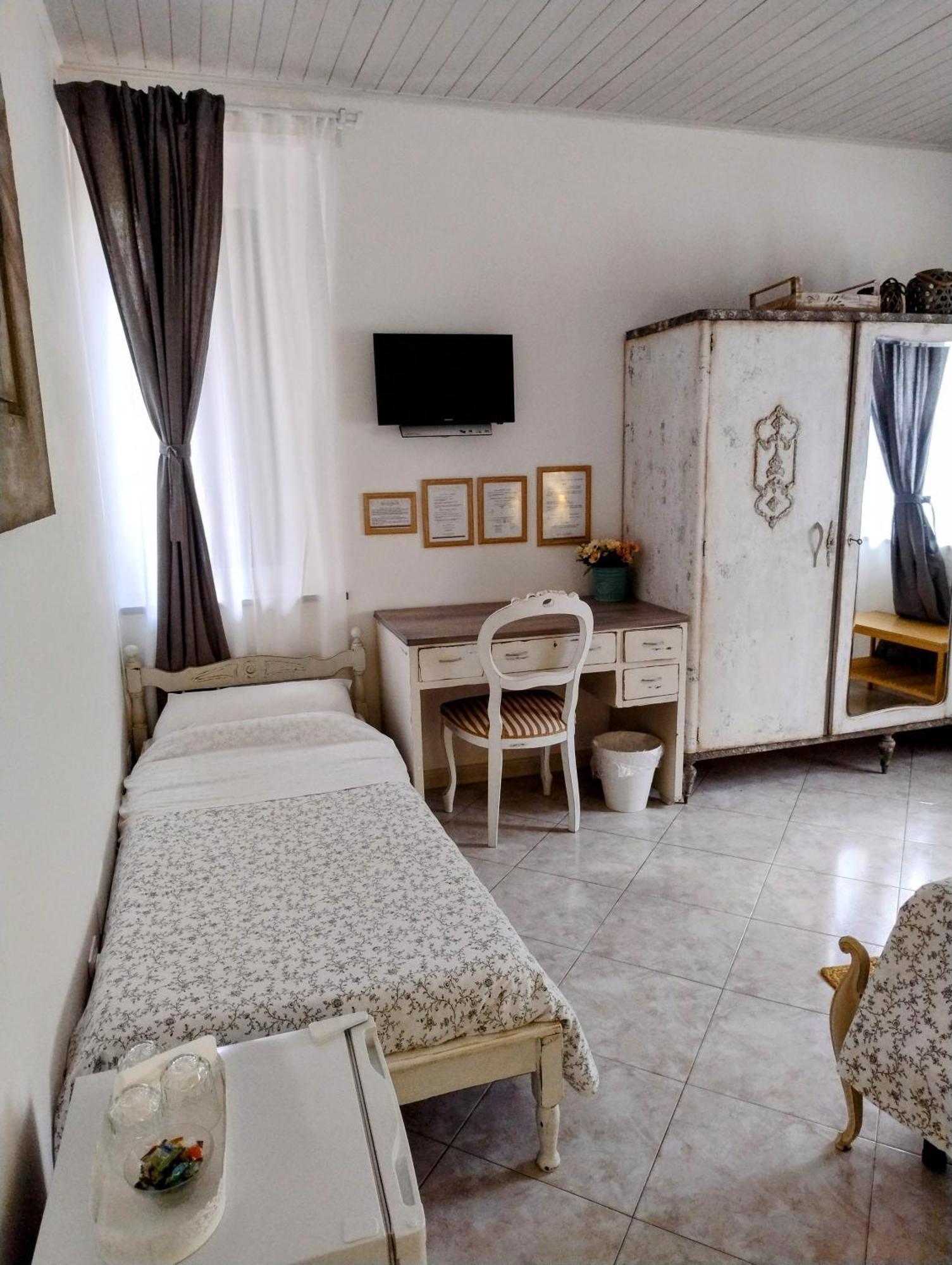 Grotta Dei Puntali B&B カリーニ 部屋 写真